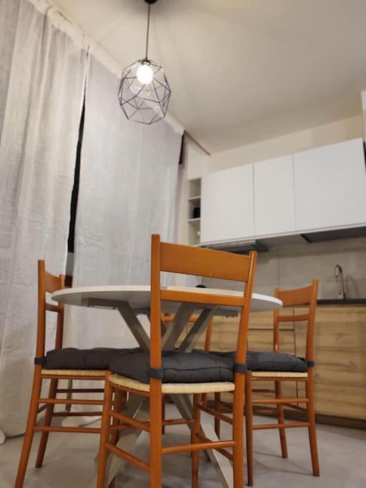 Ferienwohnung Rifugio In Citta Modena Exterior foto